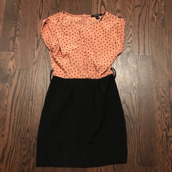 Forever 21 geometric blouse dress with belt - Picture 1 of 4